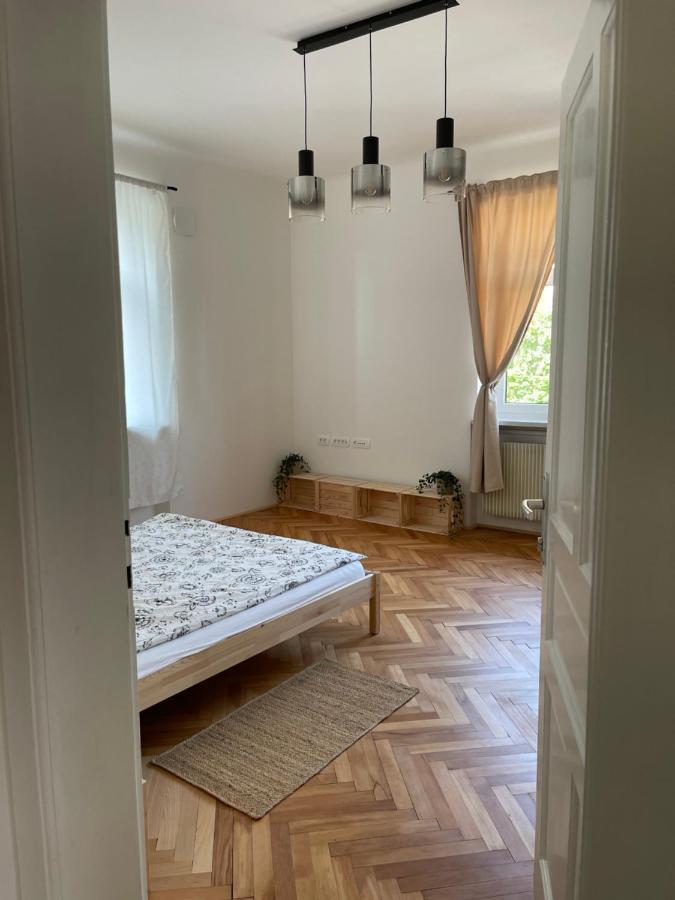 Pirc Apartment On Dunajska Street Ljubljana Eksteriør billede